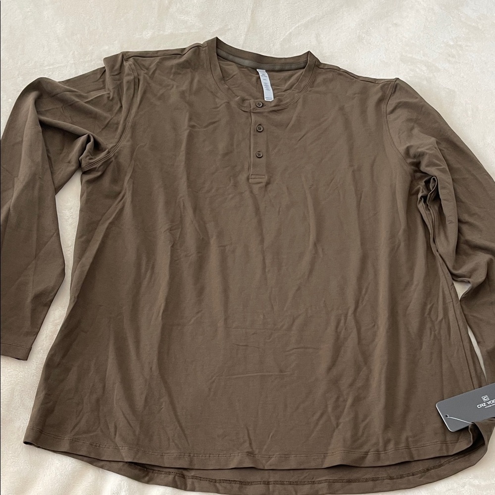 CRZ YOGA NWT Men's  Brown Long Sleeve Shirt